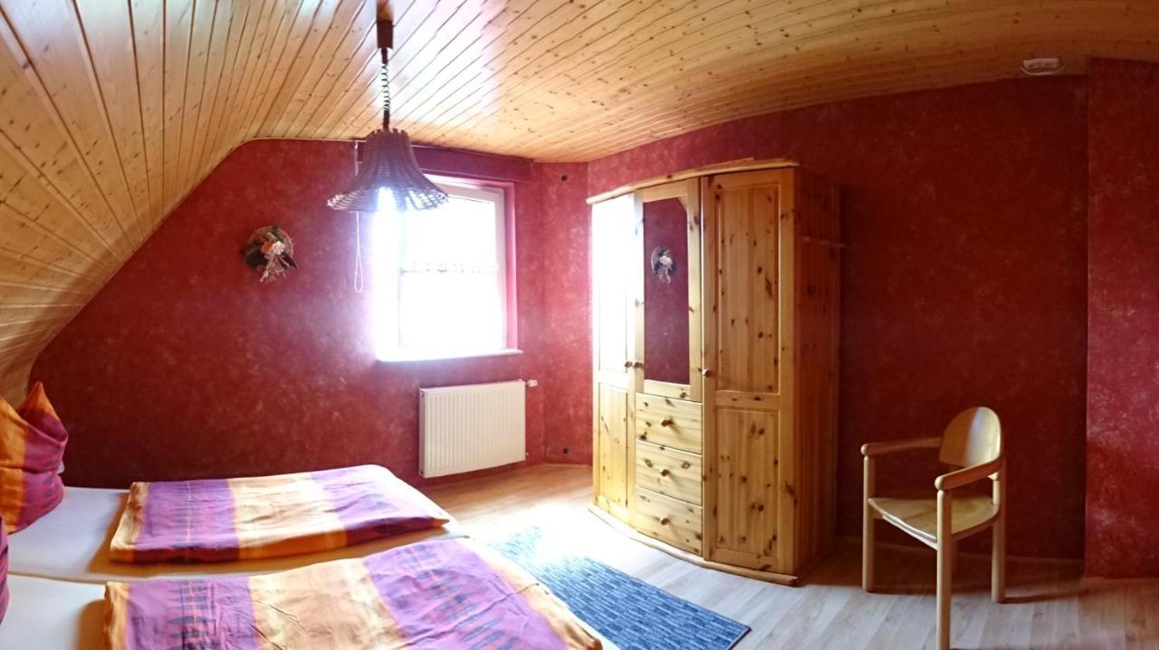 Ferienhaus Im Urigen Garten Bzw Eulenhaus Цингст Екстериор снимка